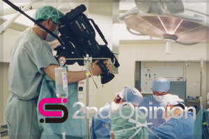 アドバイザーは専門知識が豊富です。